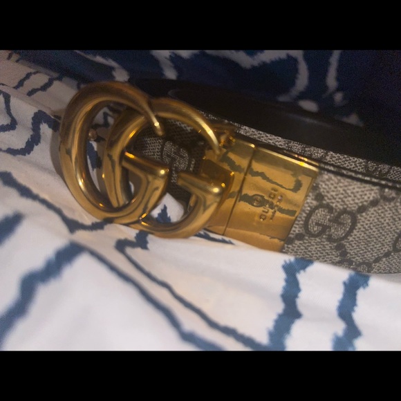 Reversible Gucci belt